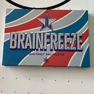 Jeffree Star Brainfreeze highlighting palette